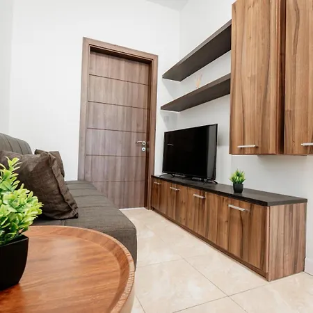 Comfortable 1br 1 *